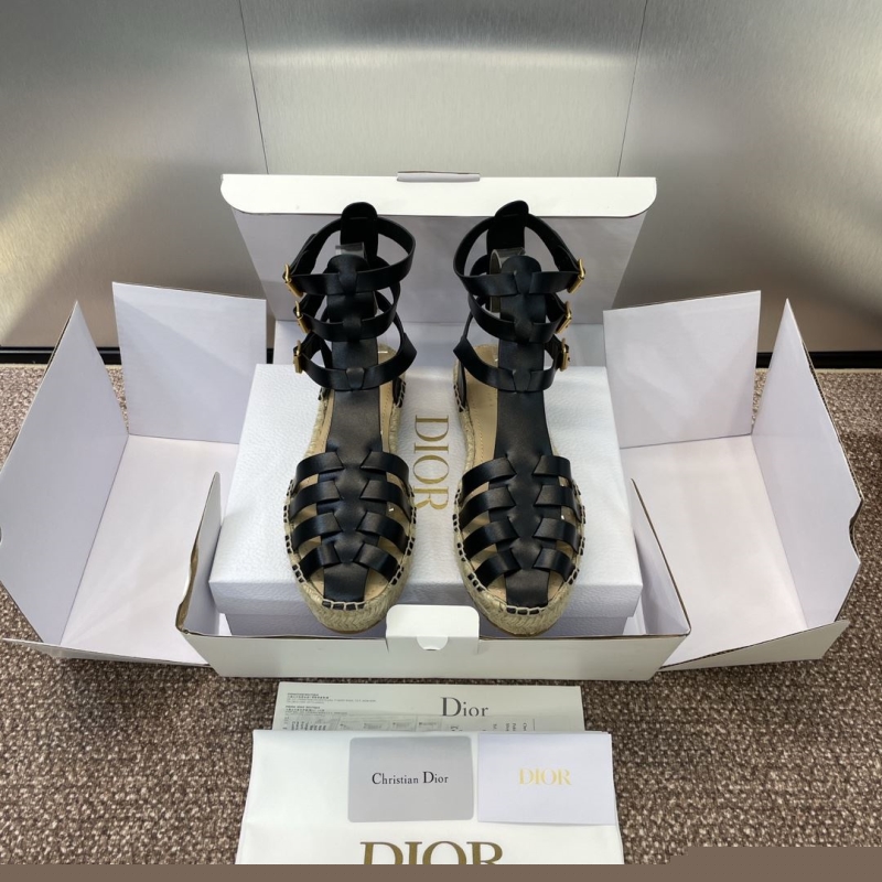 ch**an D*or sandals